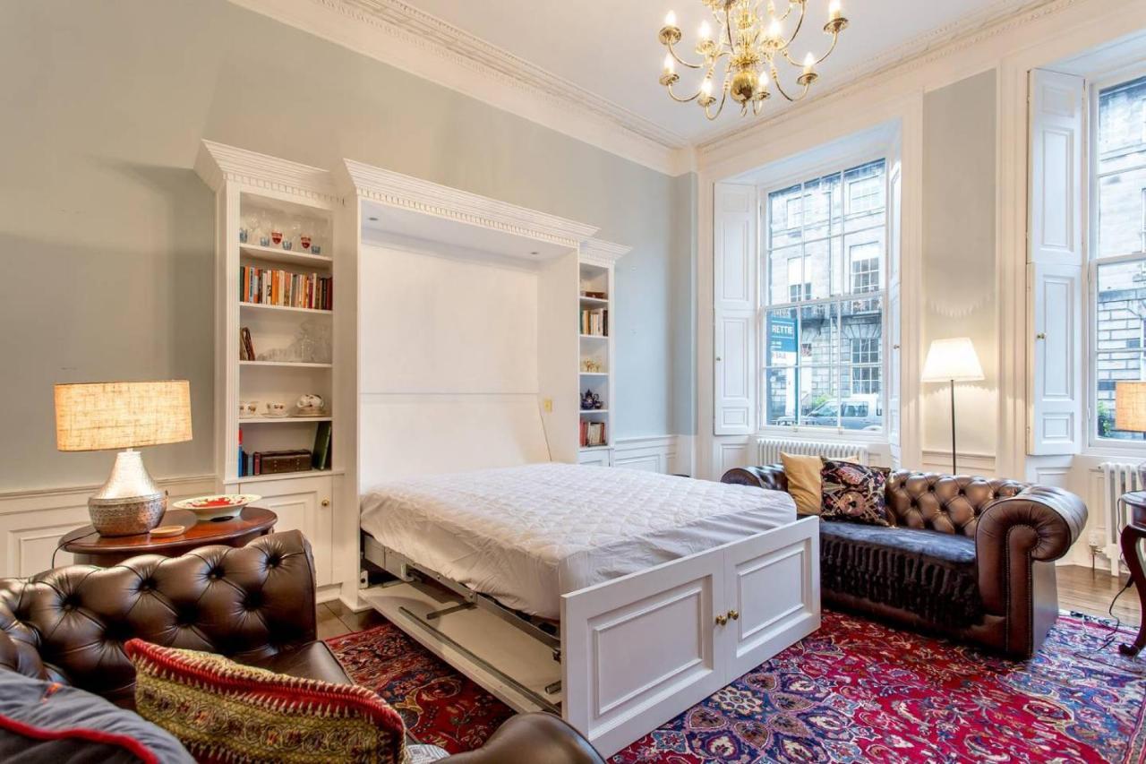 Joivy Converted Flat In Historic Building In New Town EDI Eksteriør billede